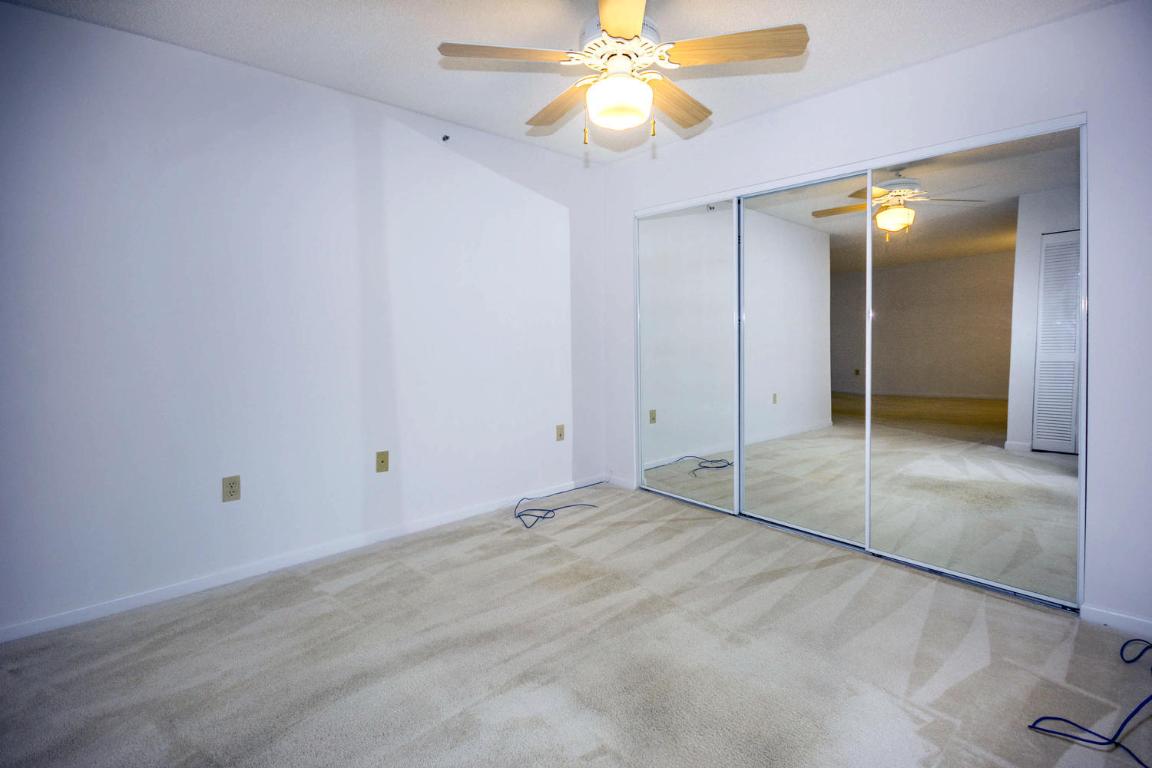 HUNTINGTON POINTE - Residential Lease