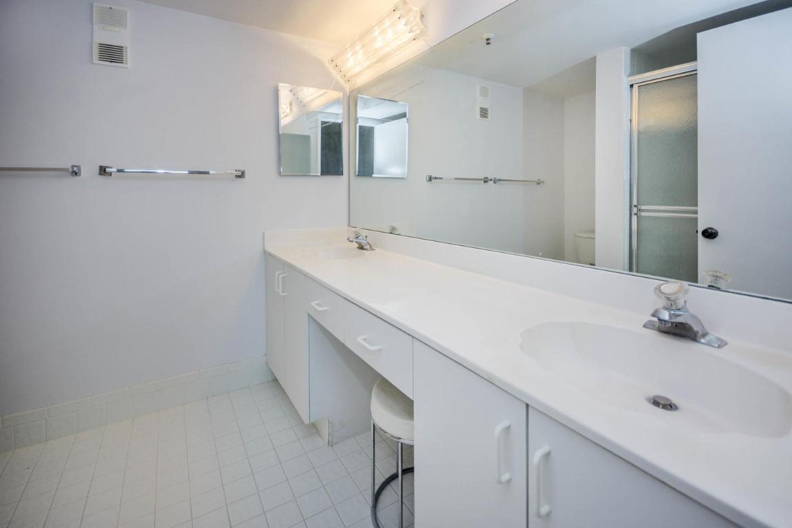 HUNTINGTON POINTE - Residential Lease