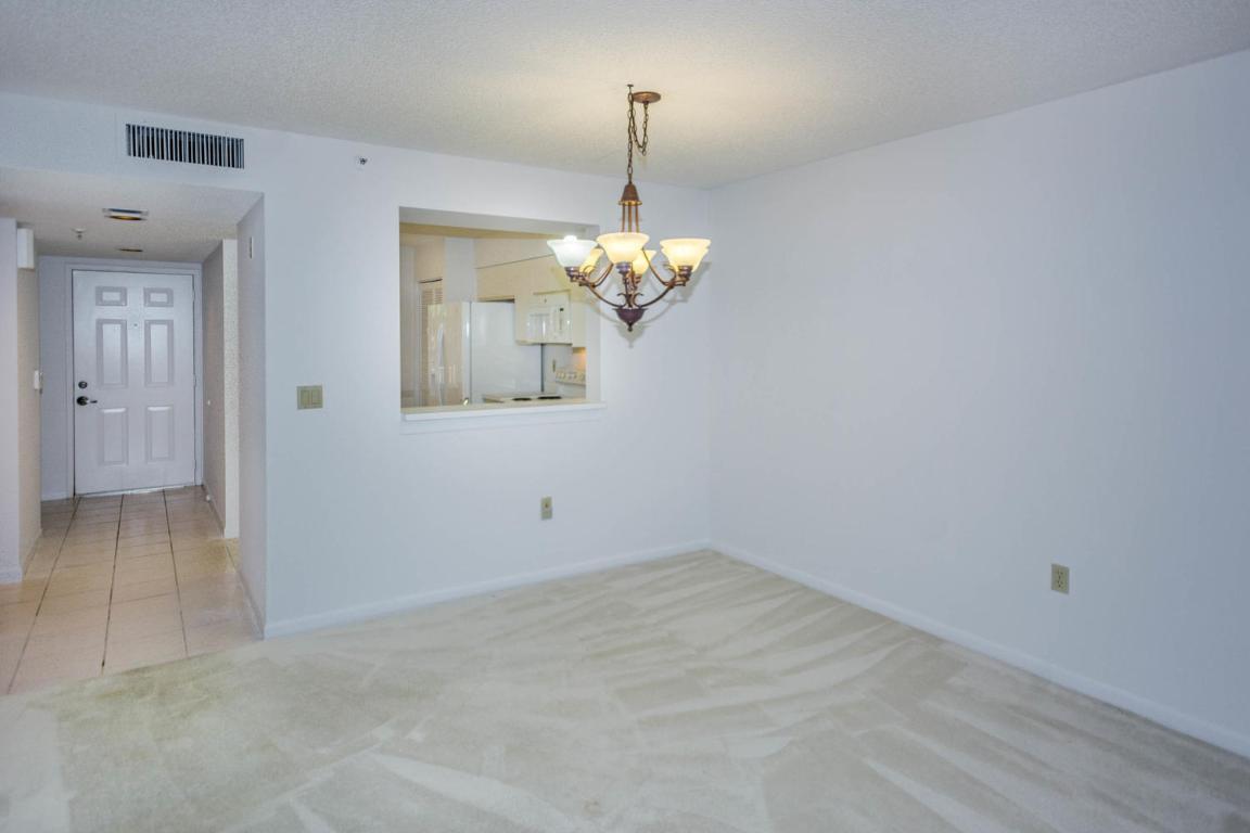 HUNTINGTON POINTE - Residential Lease