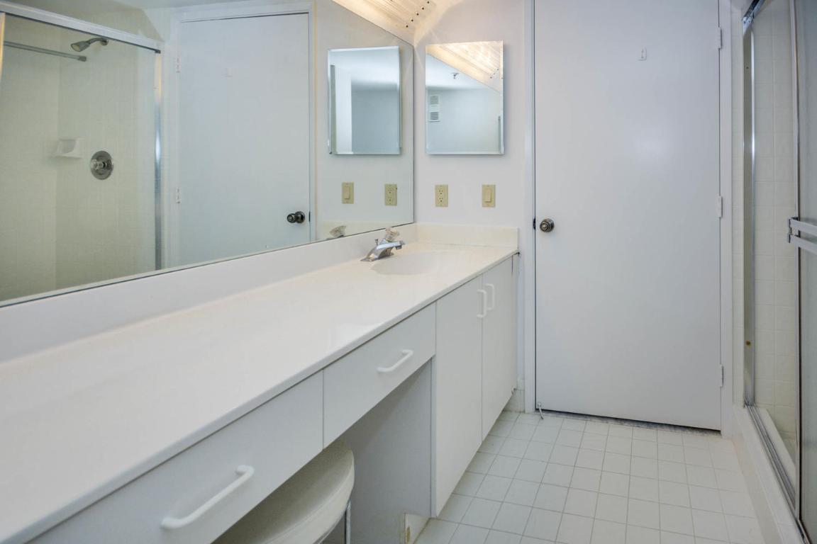 HUNTINGTON POINTE - Residential Lease