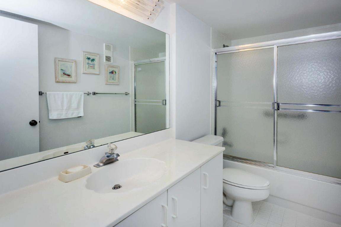 HUNTINGTON POINTE - Residential Lease