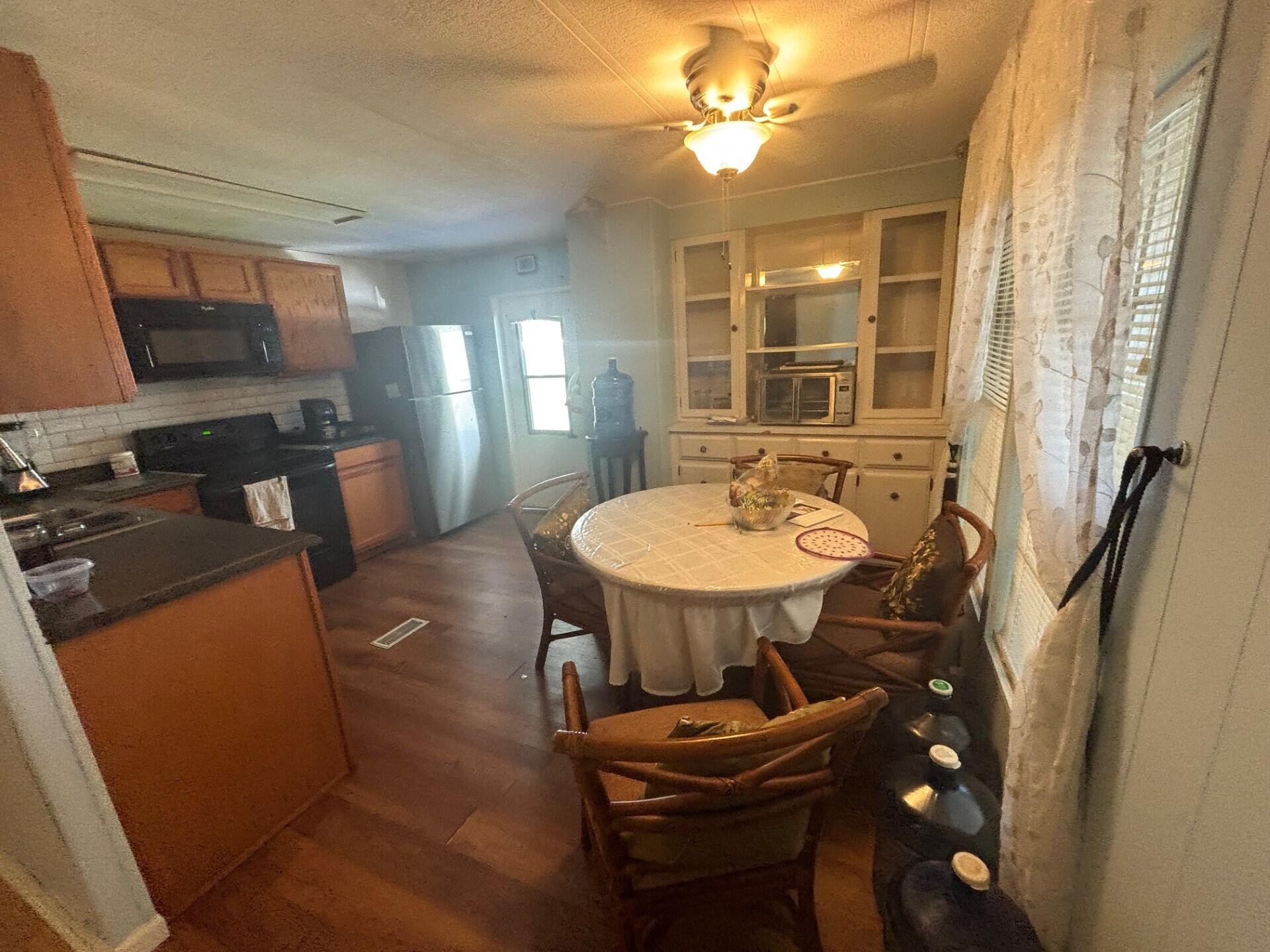 TIDEWATER ESTATES CO-OP - Residential