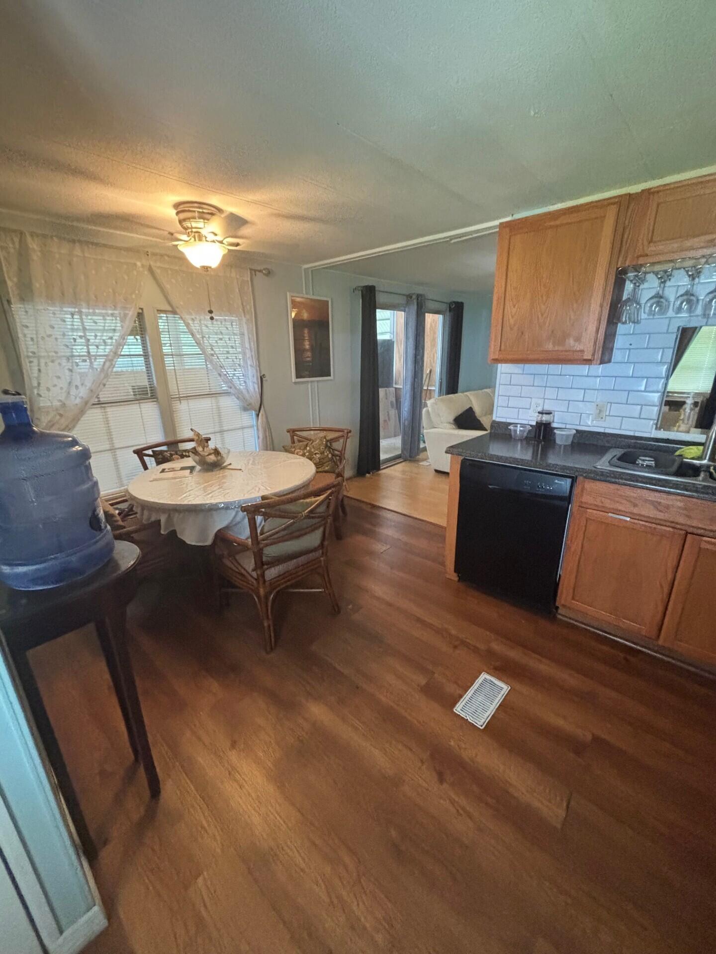 TIDEWATER ESTATES CO-OP - Residential