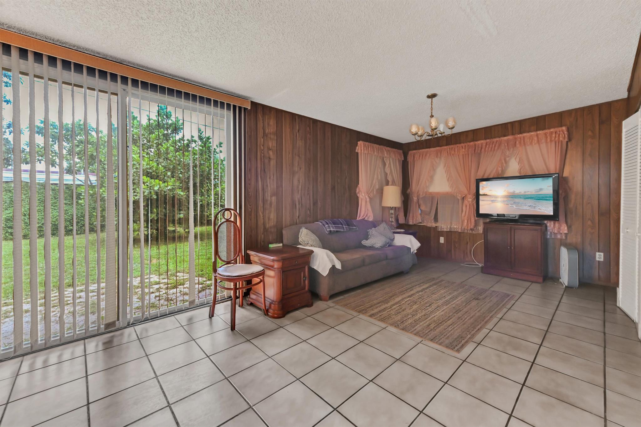 GOLFVIEW HEIGHTS - Residential