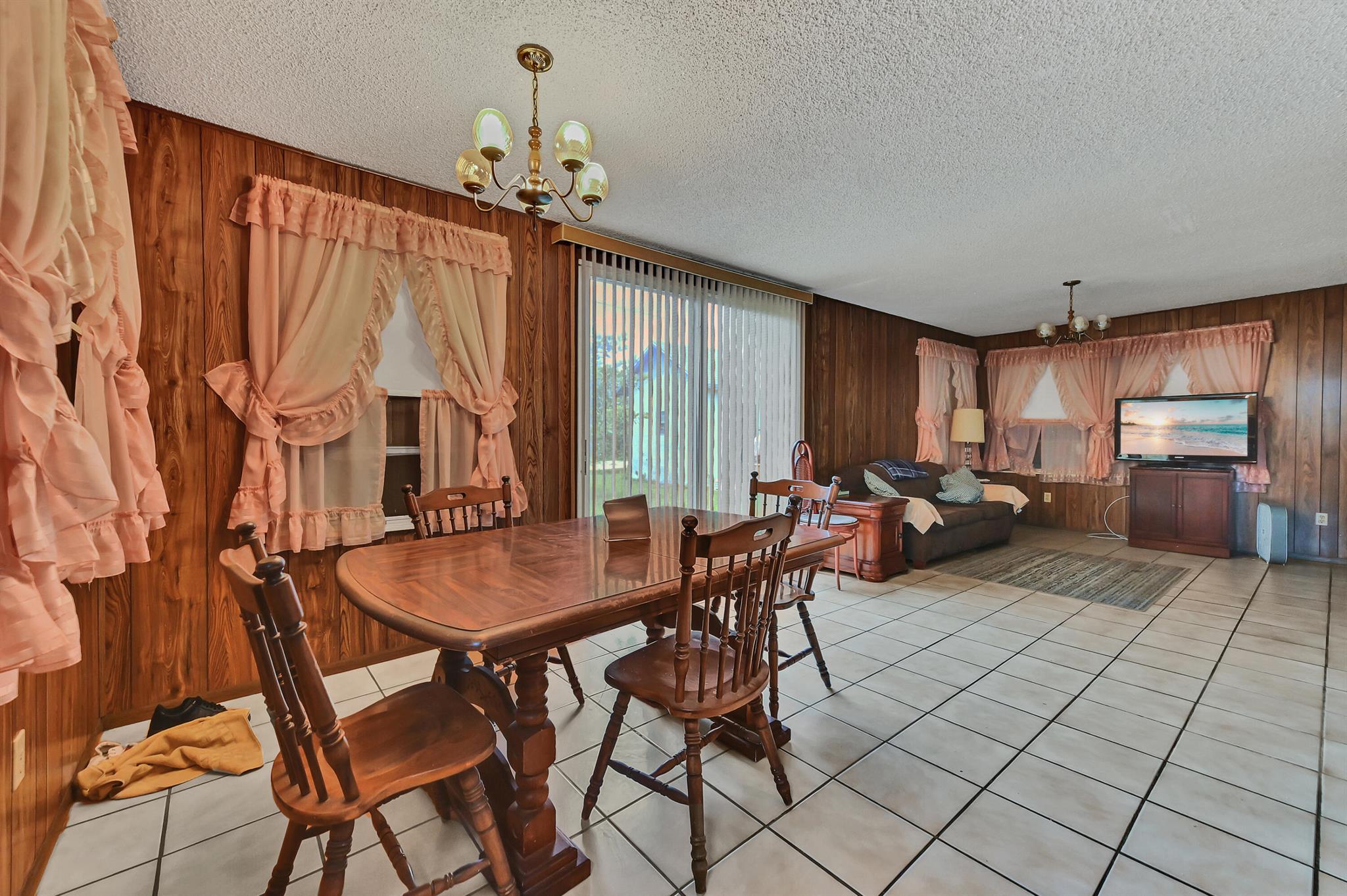 GOLFVIEW HEIGHTS - Residential