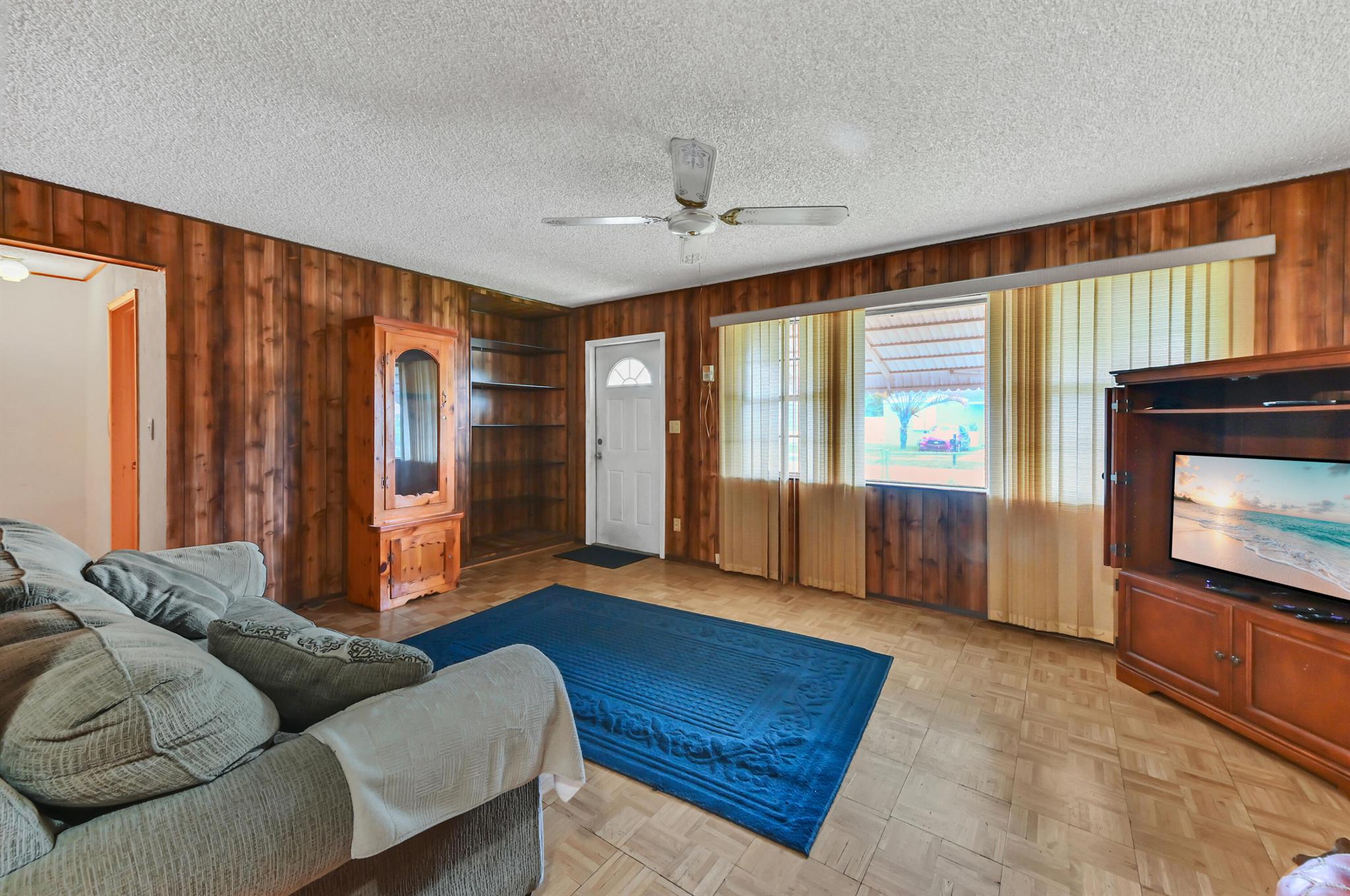 GOLFVIEW HEIGHTS - Residential