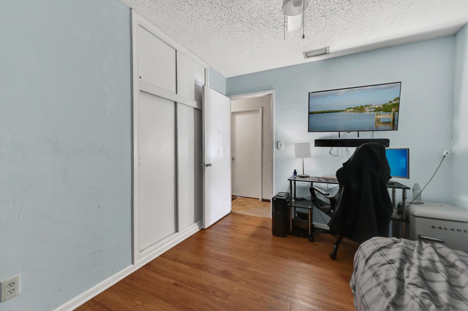 GOLFVIEW HEIGHTS - Residential