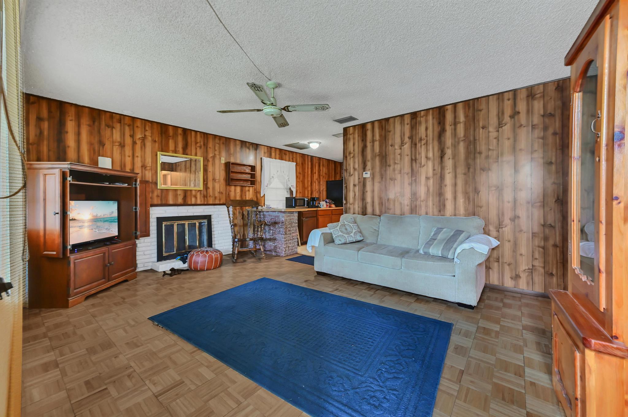 GOLFVIEW HEIGHTS - Residential