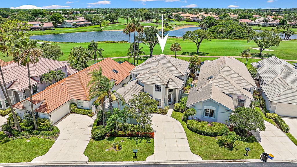 Photo of 313 Eagleton Golf Drive, Palm Beach Gardens, FL 33418 (MLS # R11100599)