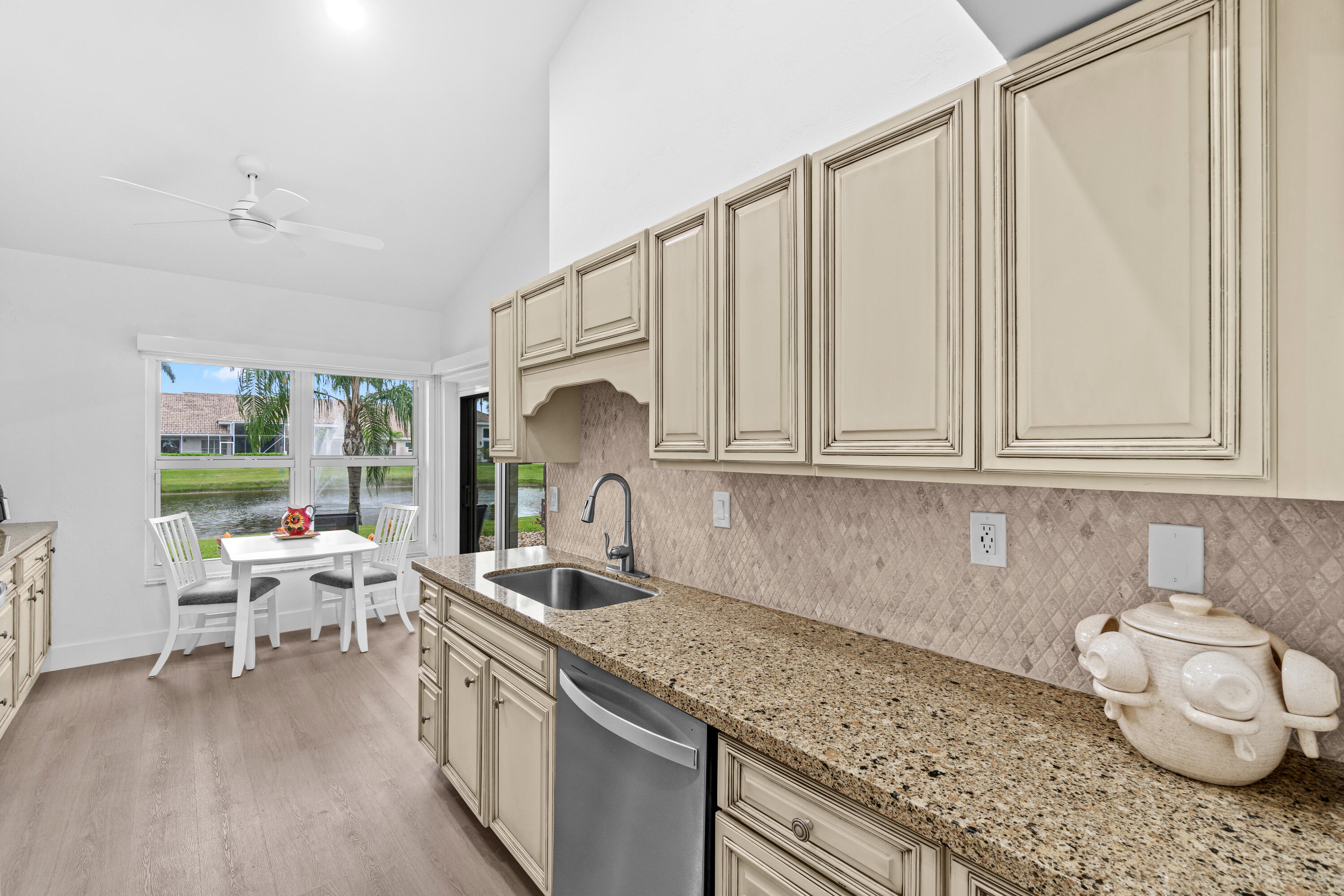 WINDSOR PARKE / POLO CLUB - Residential