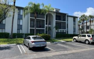 1015 Green Pine Boulevard G2