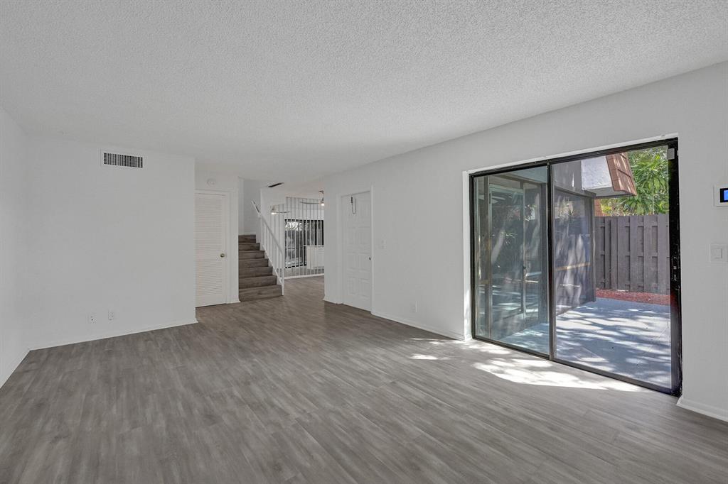 PINES 2 - Residential