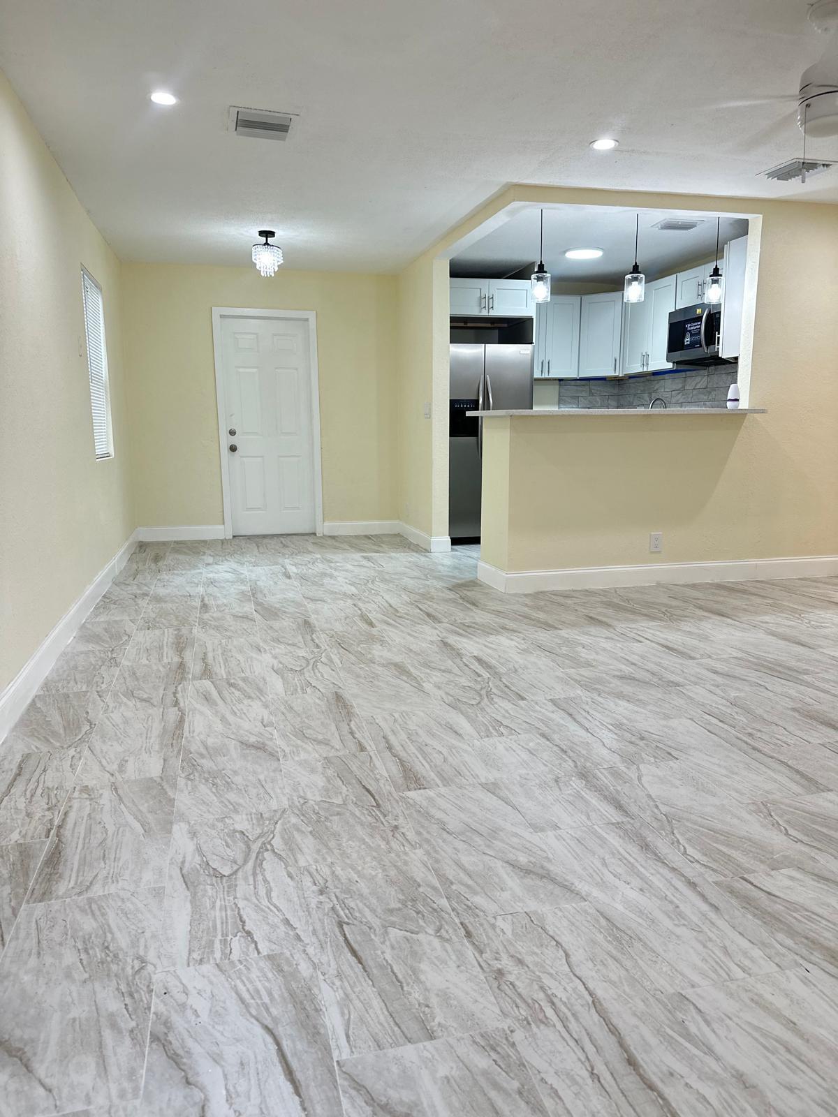 BOYNTON HILLS - Residential
