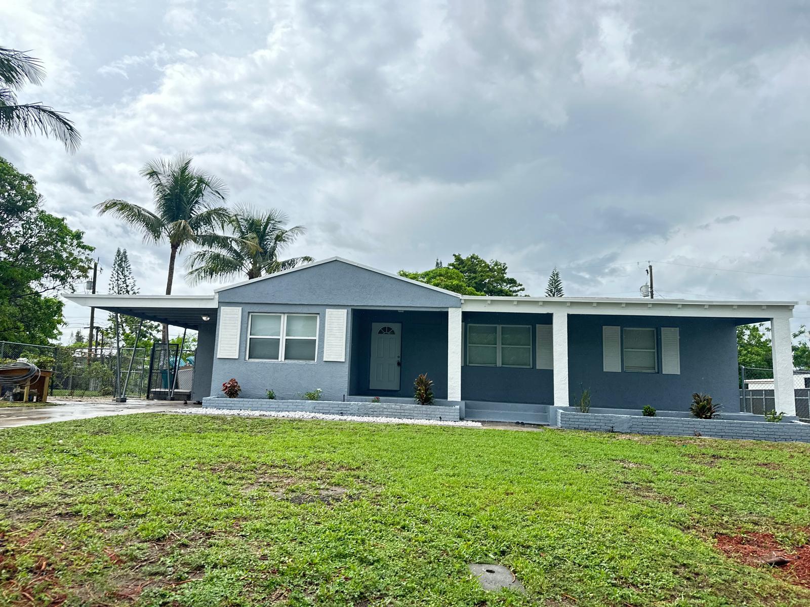 BOYNTON HILLS - Residential