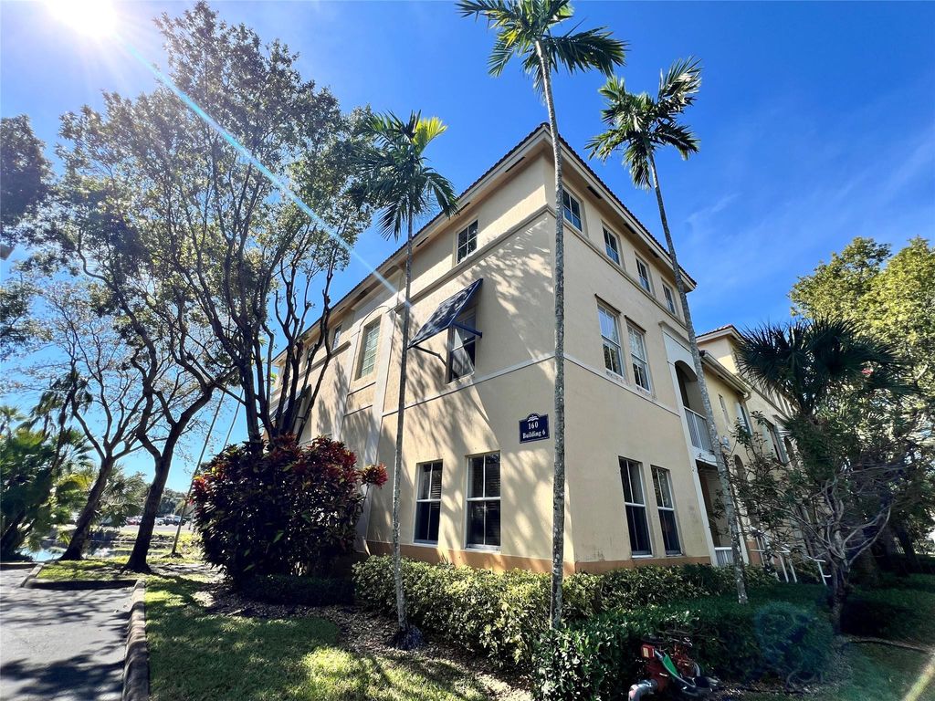 Photo of 160 Jacaranda Country Club Drive #103, Plantation, FL 33324 (MLS # F10481813)