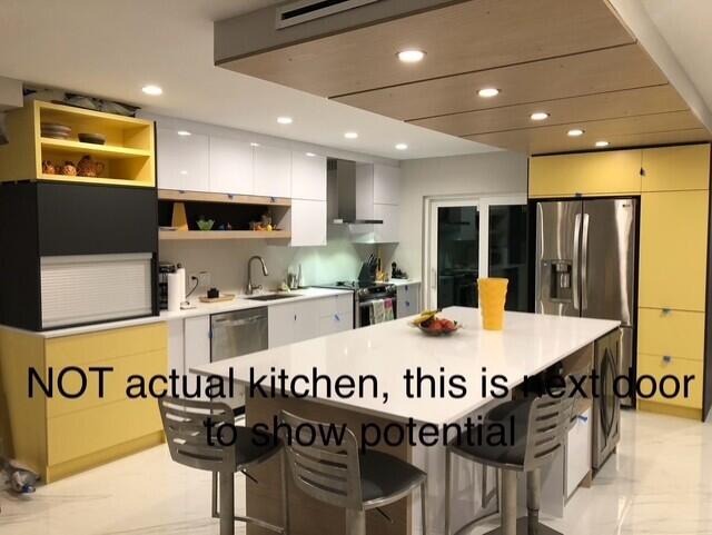 643 Kensington Place 643