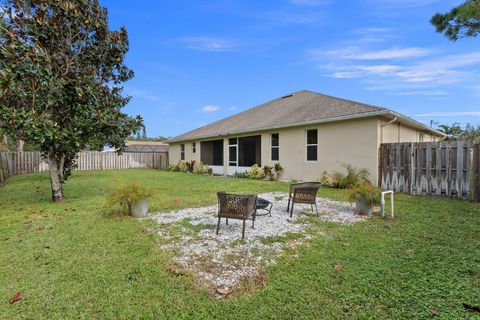 A home in Port St Lucie