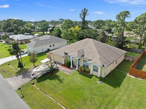 A home in Port St Lucie