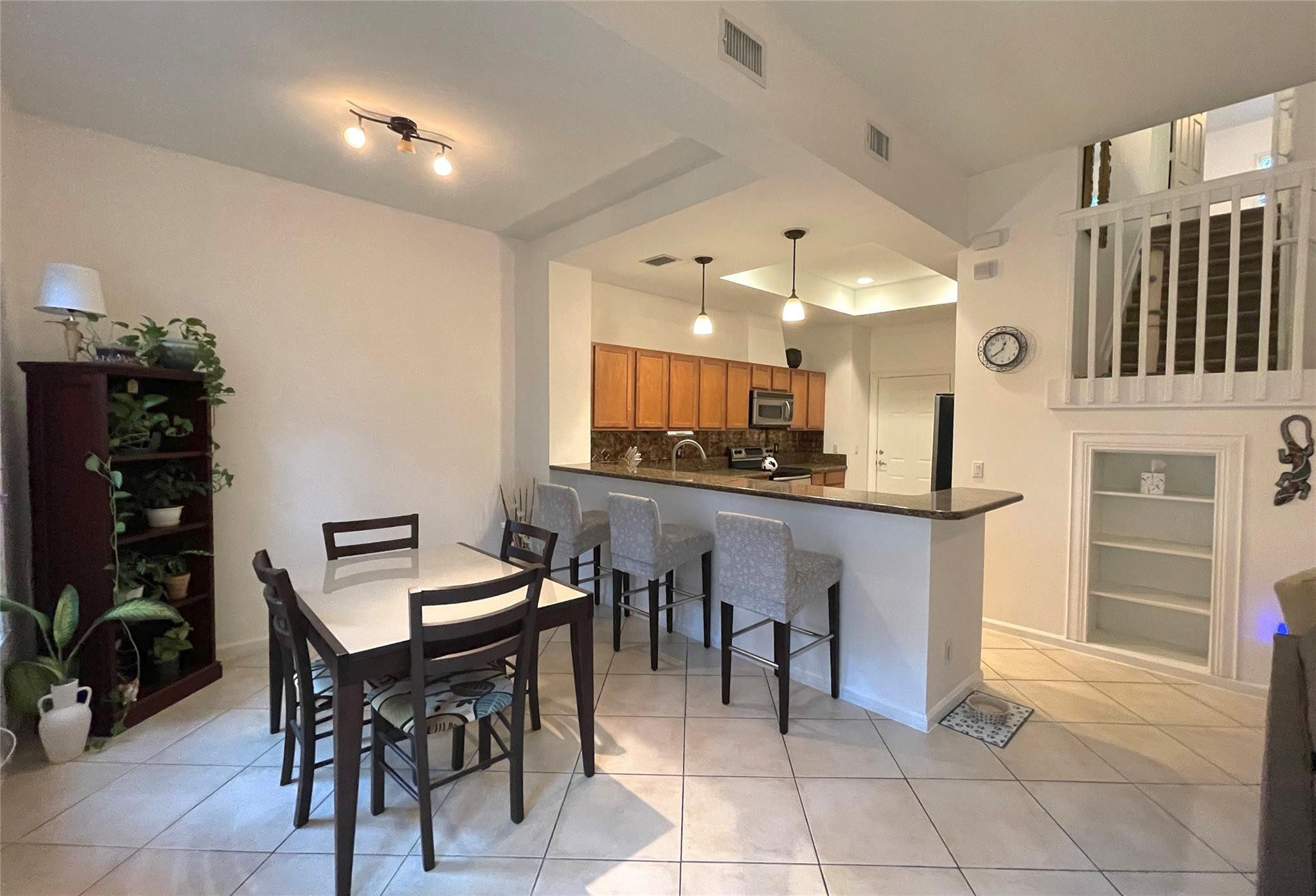 OAK HAMMOCK - Residential