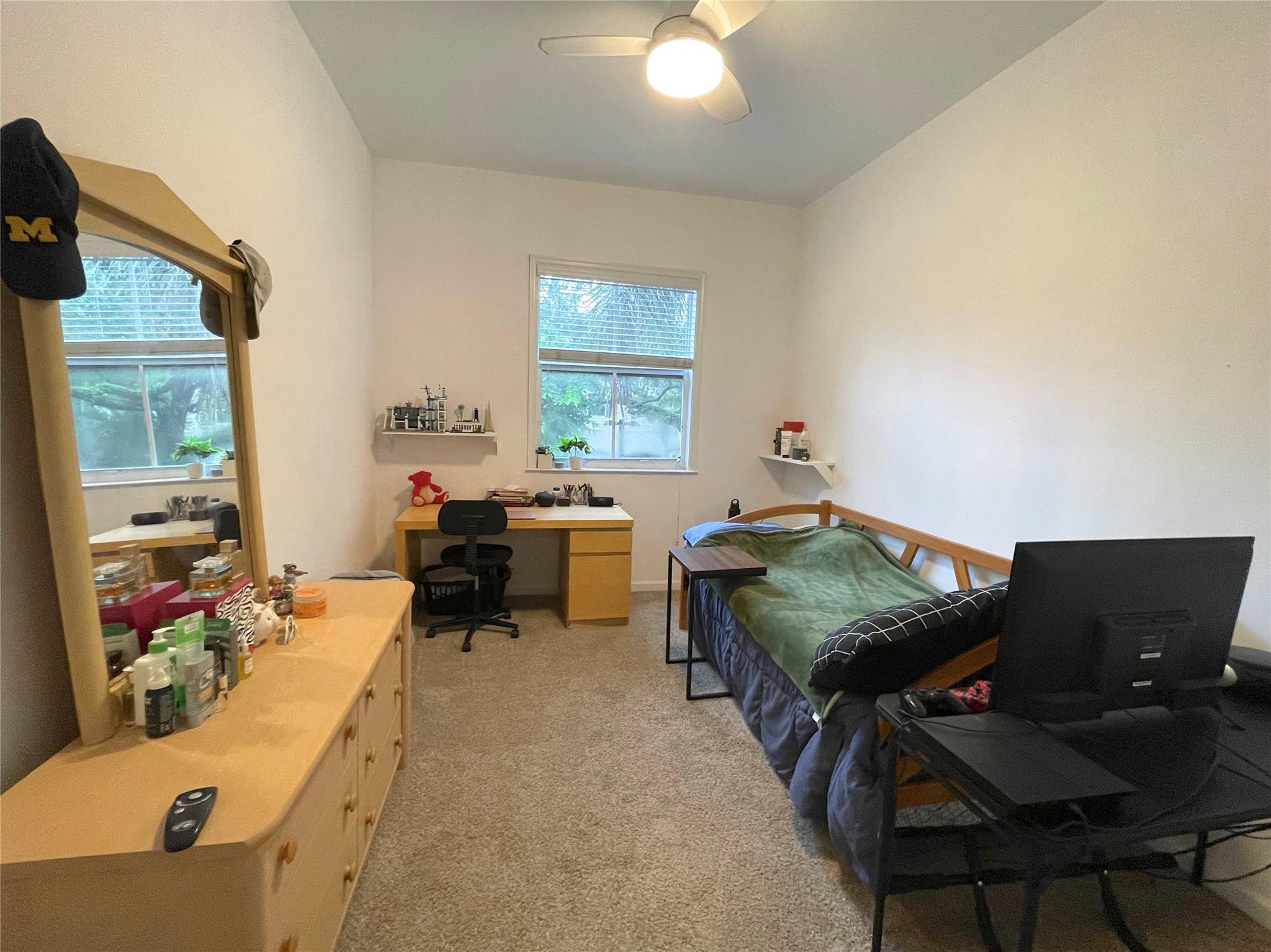 OAK HAMMOCK - Residential