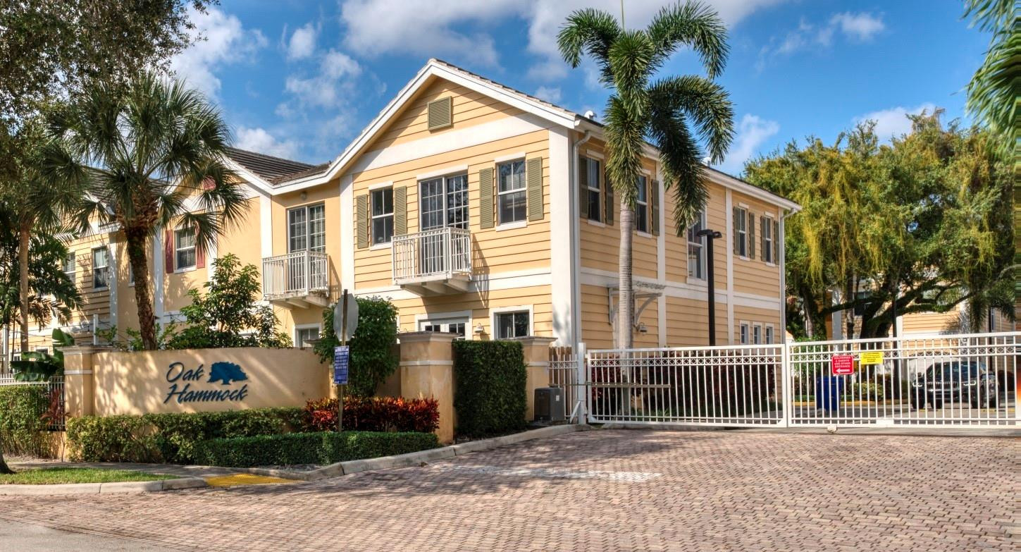 OAK HAMMOCK - Residential