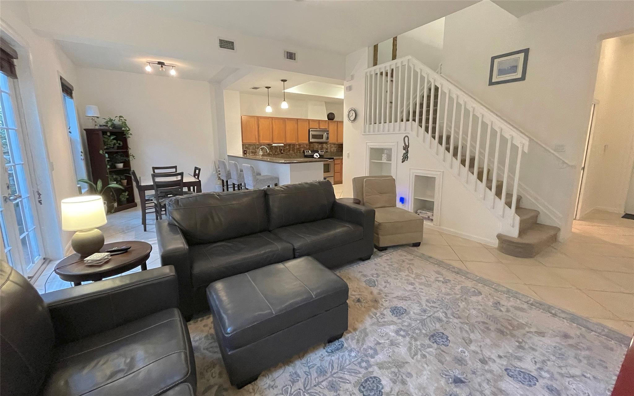 OAK HAMMOCK - Residential