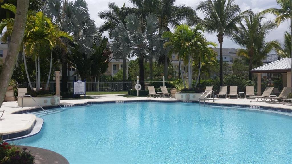 SOMERSET AT ABACOA CONDO - Residential