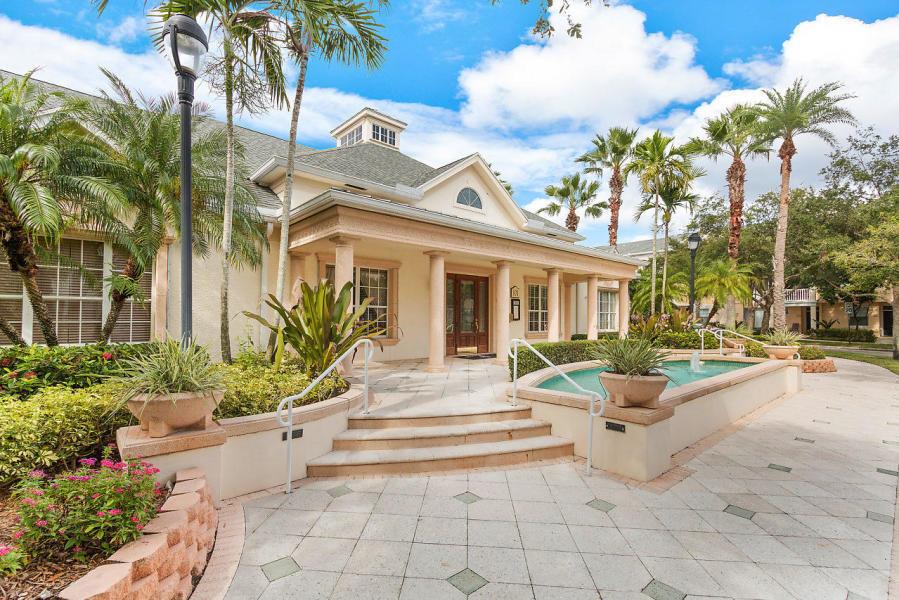 SOMERSET AT ABACOA CONDO - Residential