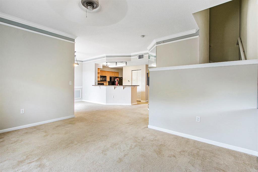 SOMERSET AT ABACOA CONDO - Residential