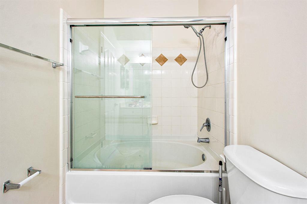 SOMERSET AT ABACOA CONDO - Residential