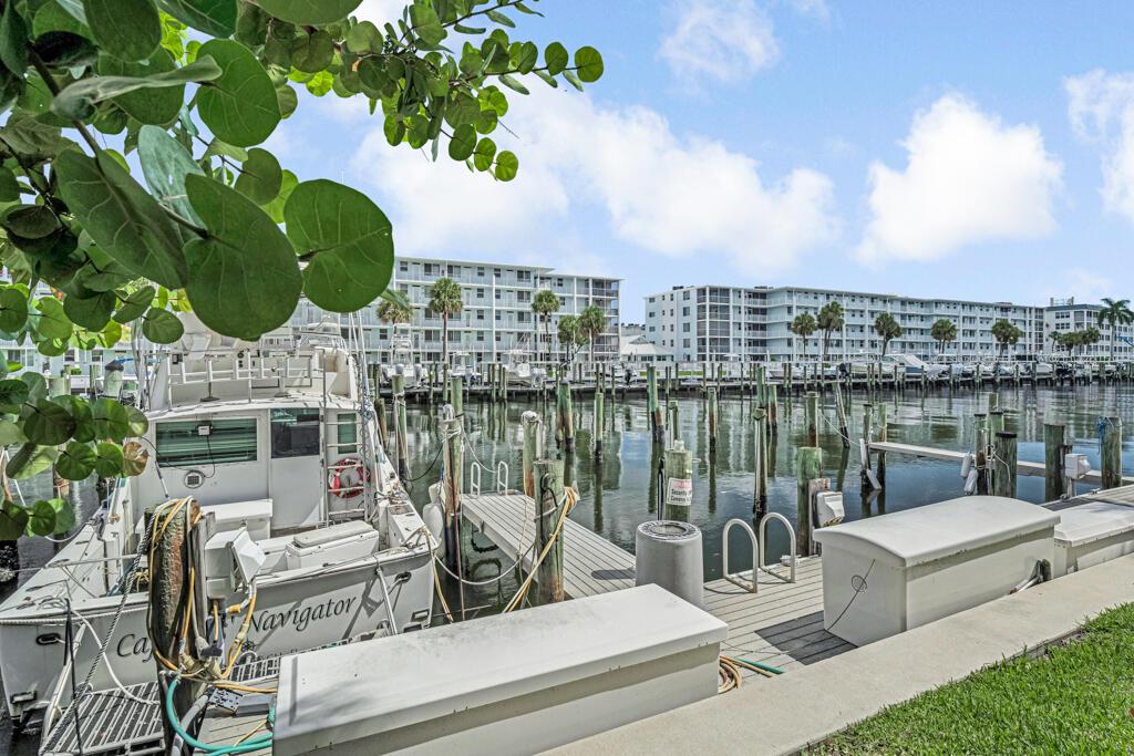 ONE THIRTY FIVE SHORE COU - Residential Lease