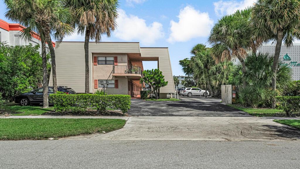 ONE THIRTY FIVE SHORE COU - Residential Lease