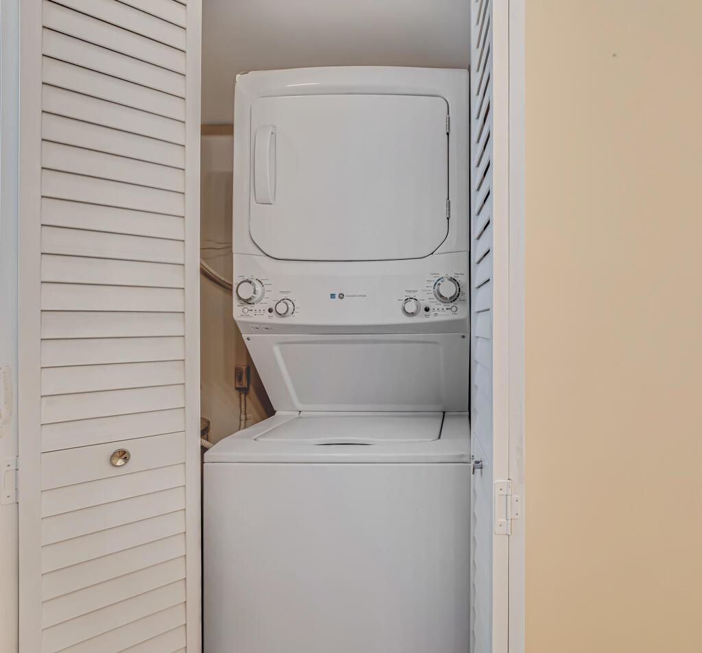 ONE THIRTY FIVE SHORE COU - Residential Lease