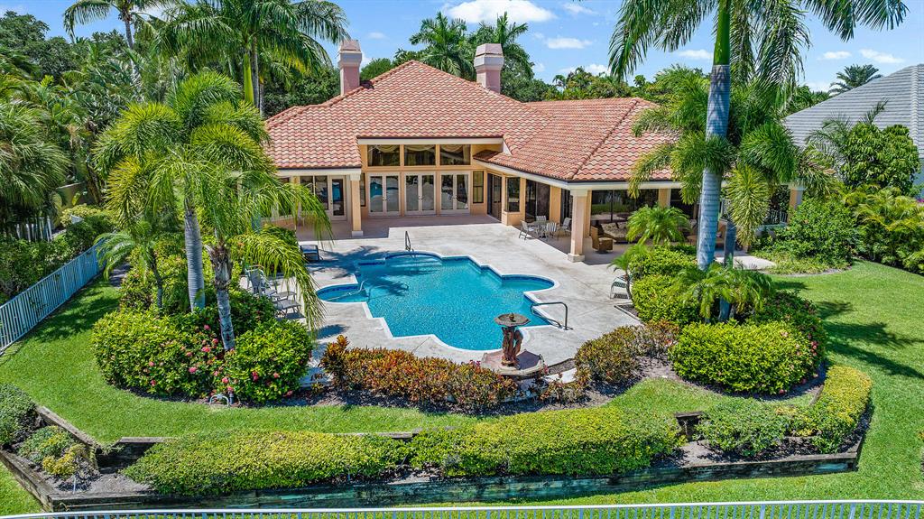 Admirals Cove - Residential