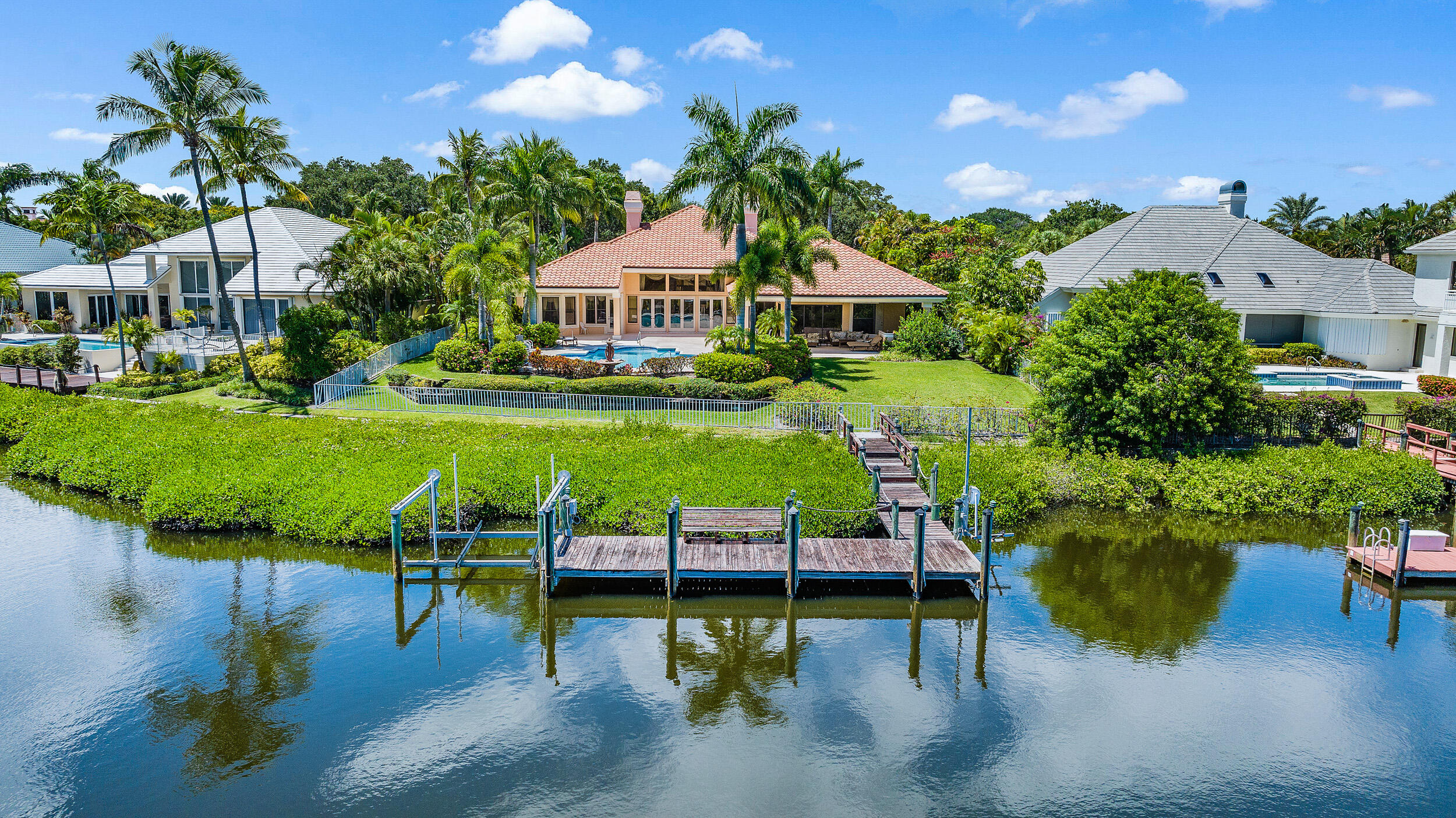 Admirals Cove - Residential