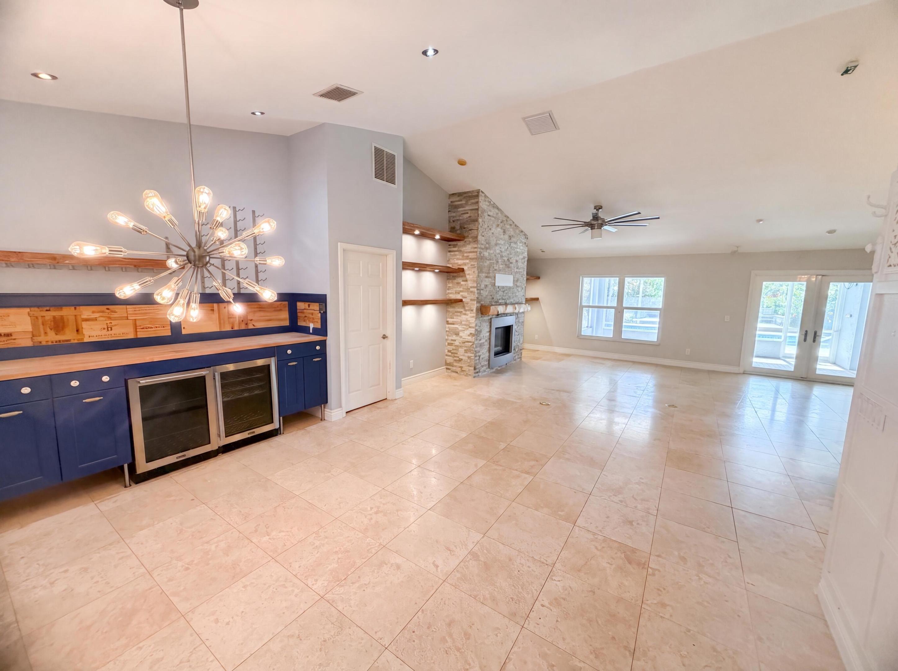 2902 Serenity Circle S