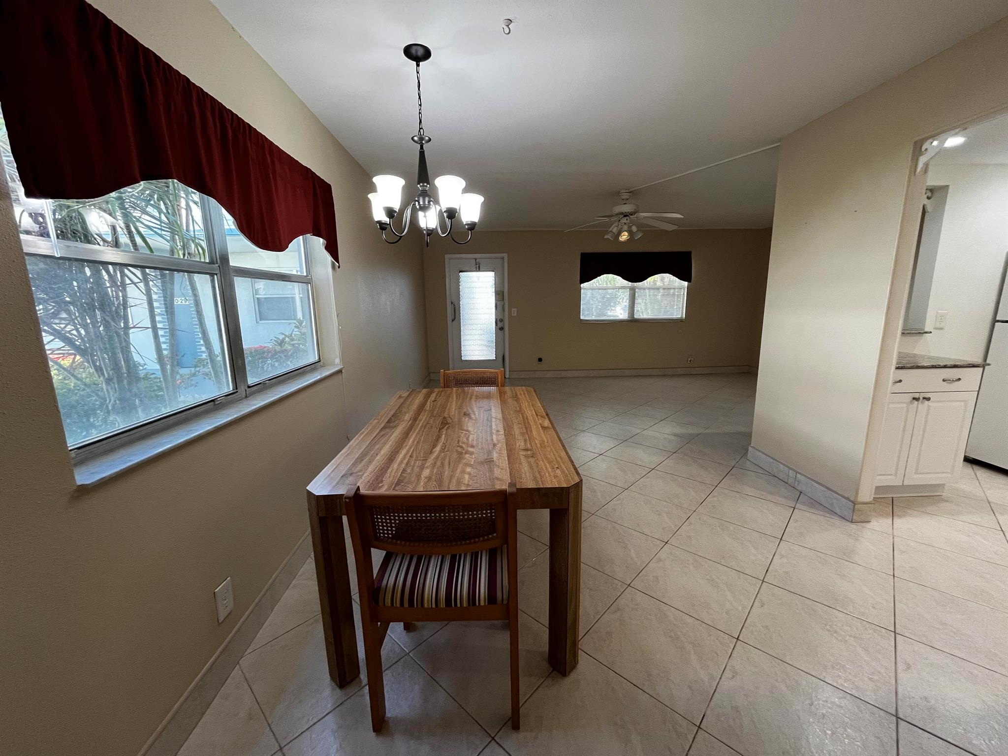 298 Tuscany Lane, Delray Beach, FL, 33446/$94,999 4 298 Tuscany Lane