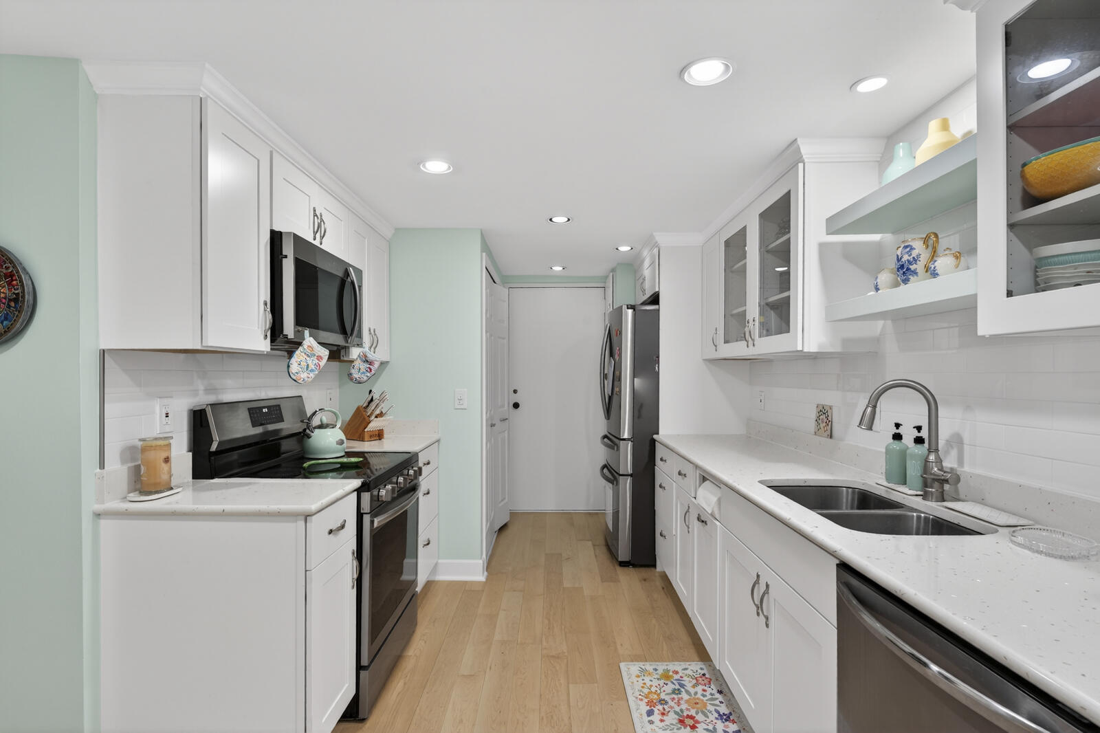 Robles Del Mar - Residential