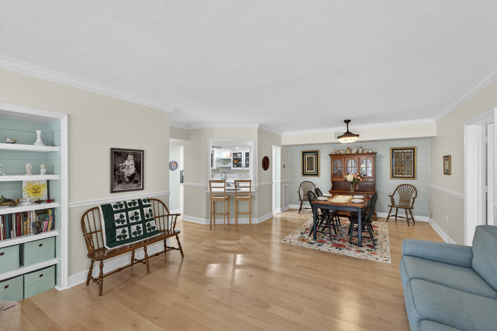 Robles Del Mar - Residential