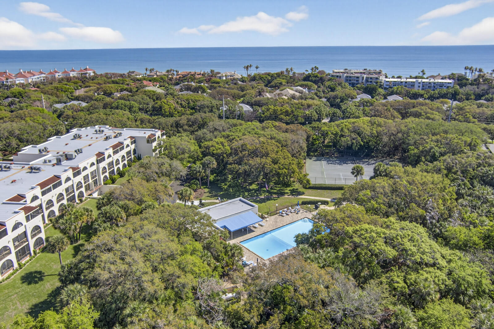 Robles Del Mar - Residential