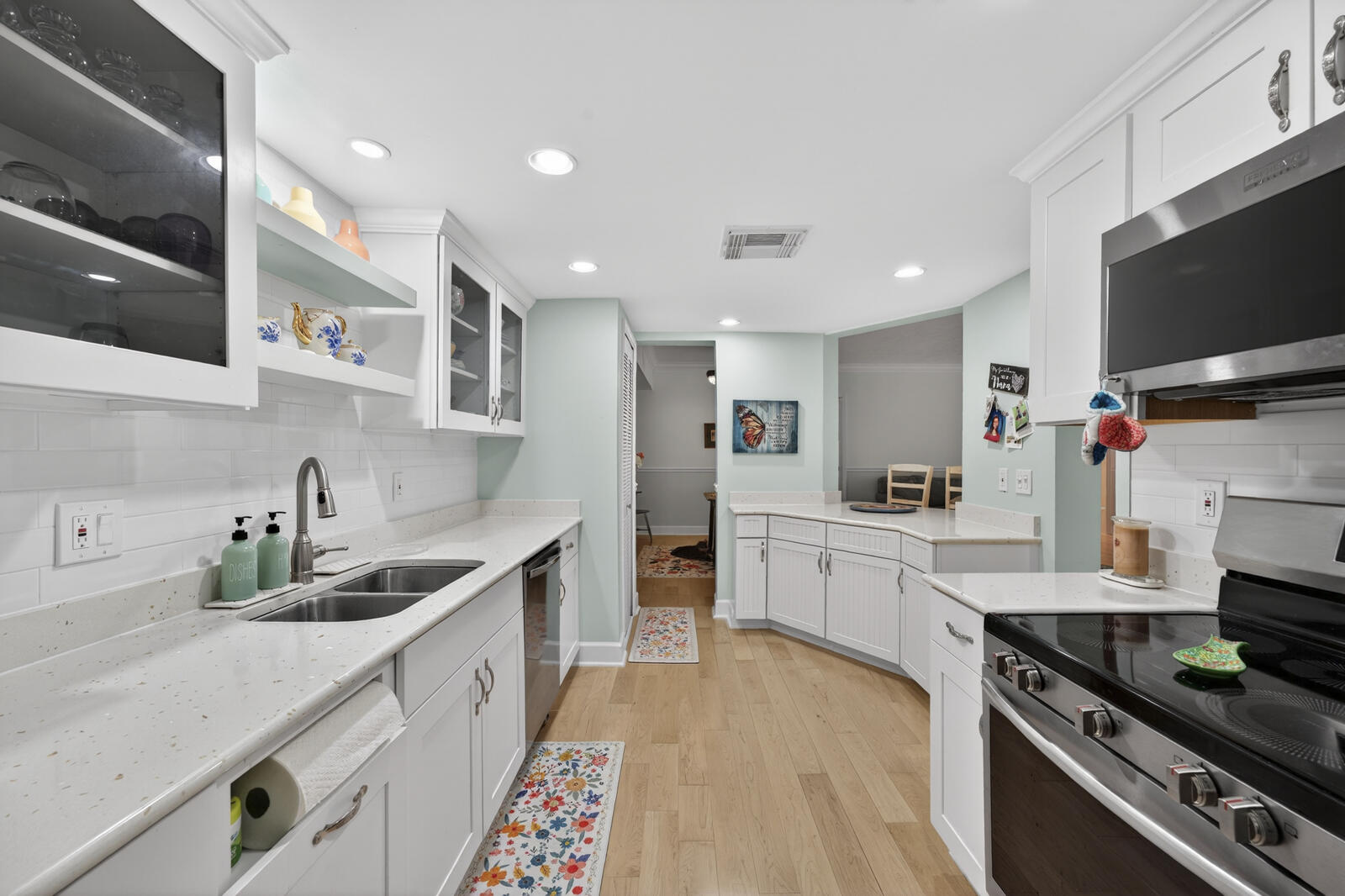 Robles Del Mar - Residential