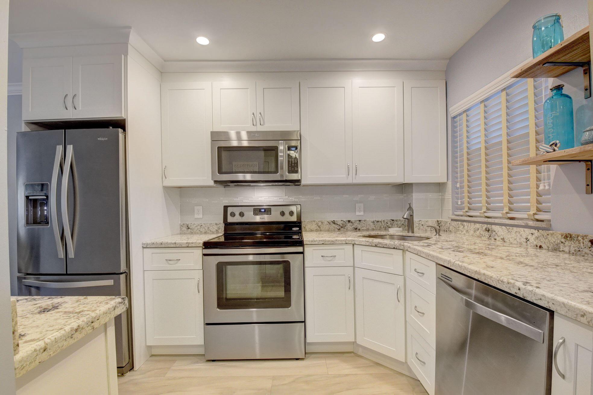 SNUG HARBOR GARDENS CONDO - Residential