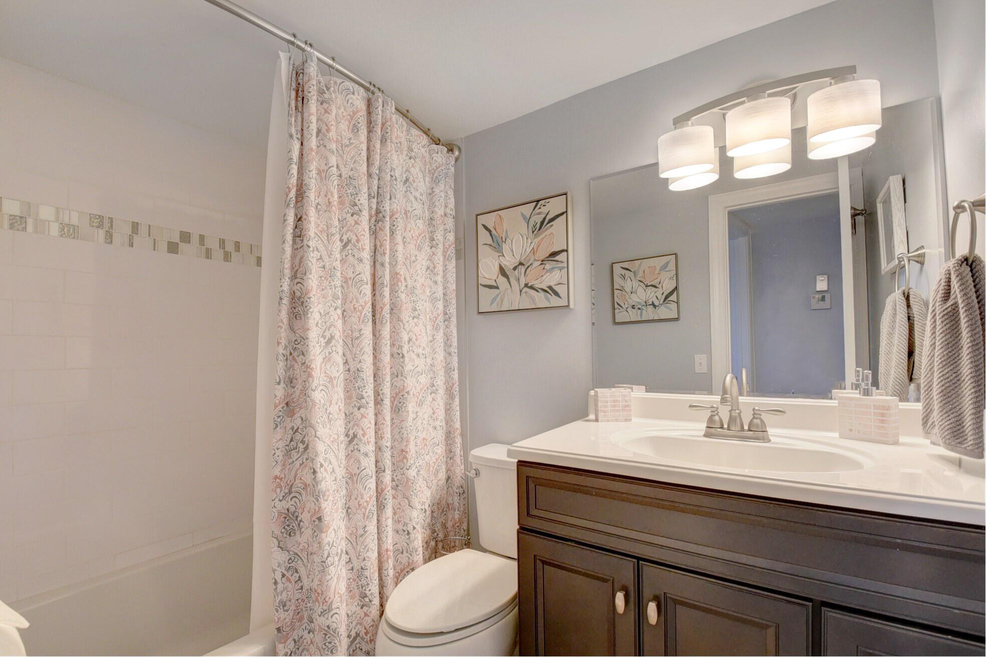 SNUG HARBOR GARDENS CONDO - Residential