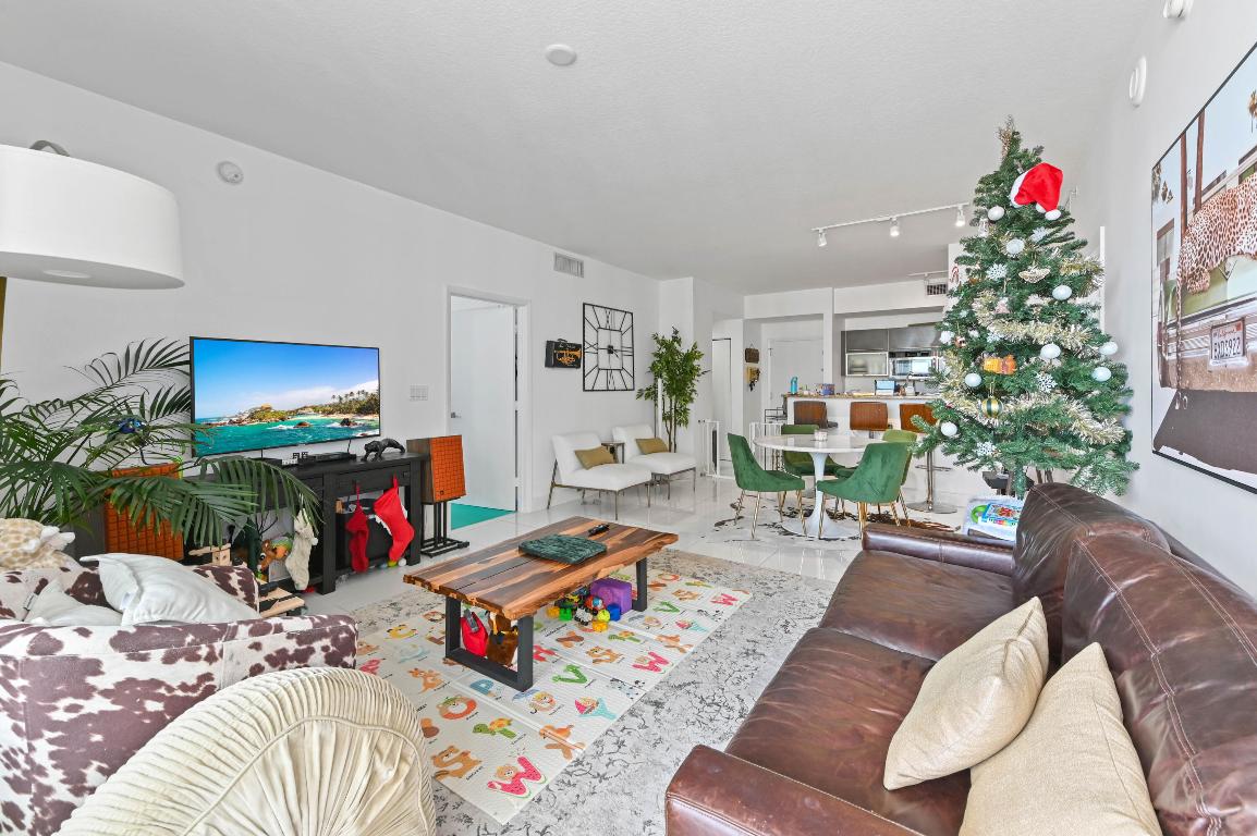 CITYPLACE SOUTH TOWER CONDO - Residential Lease