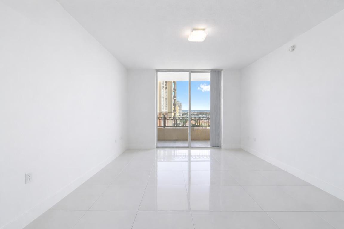 CITYPLACE SOUTH TOWER CONDO - Residential Lease