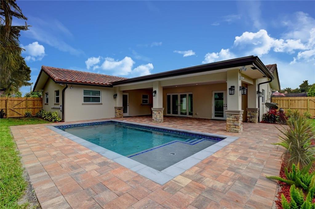 University Park Country C - Residential