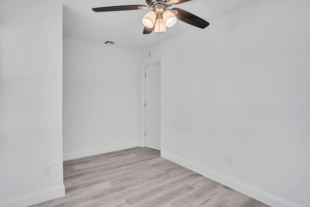 SANDY RIDGE - Residential Lease