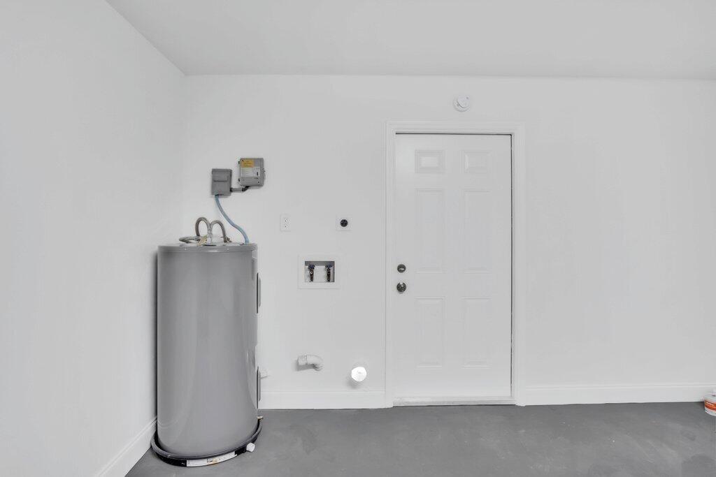 SANDY RIDGE - Residential Lease