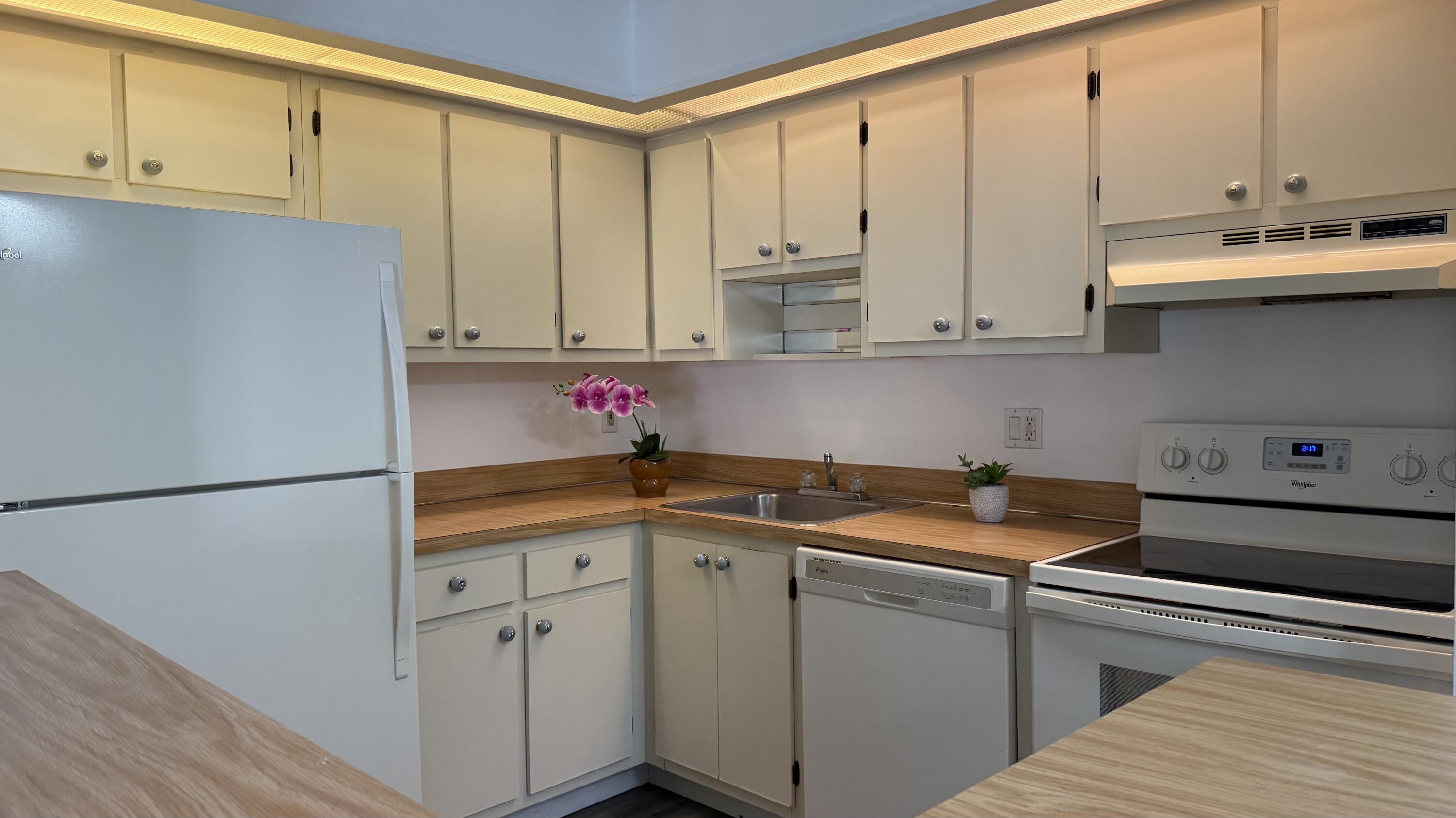 9419 S Belfort Circle Unit 9419