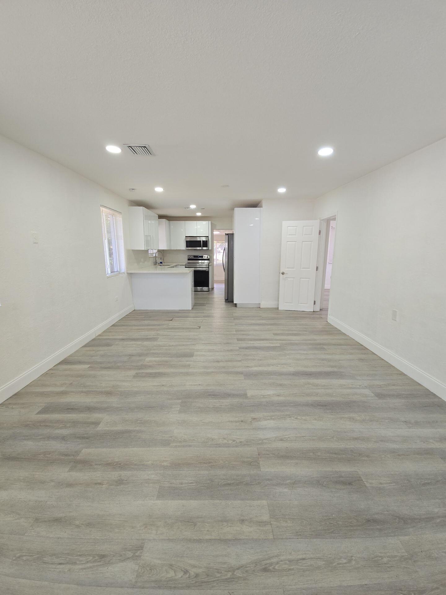 CARVER RANCHES - Residential Lease